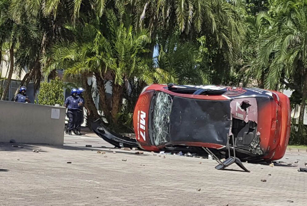 UKZN Westville campus closed after violence | GroundUp